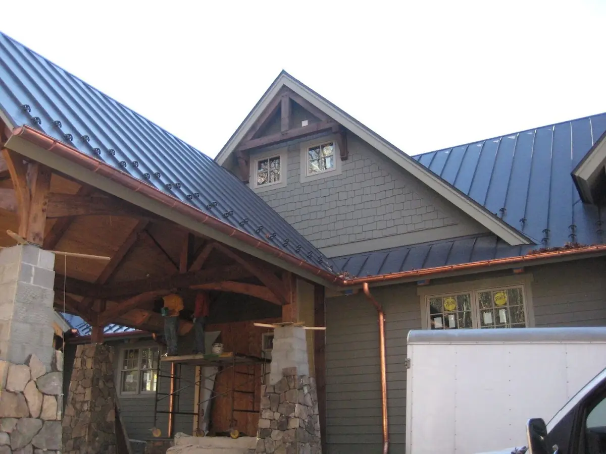 Craftsman Roofing team delivering quality roofing work in Northwestern Estates